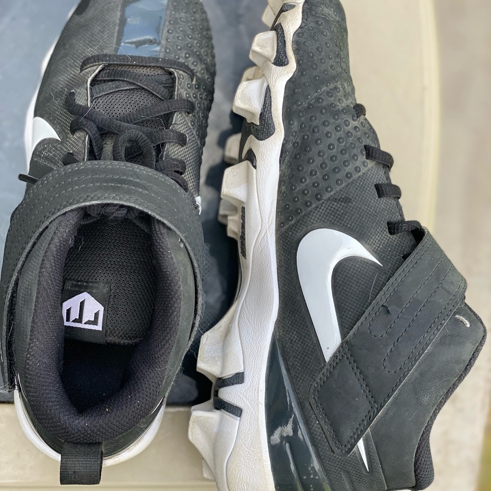 Black Nike FastFlex baseball ⚾️ cleats